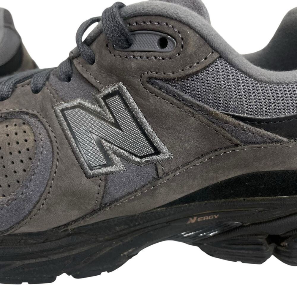 New Balance 2002R Charcoal Black Shoes Men's Size 10 M2002RGF Athletic Dark Grey - Picture 3 of 16